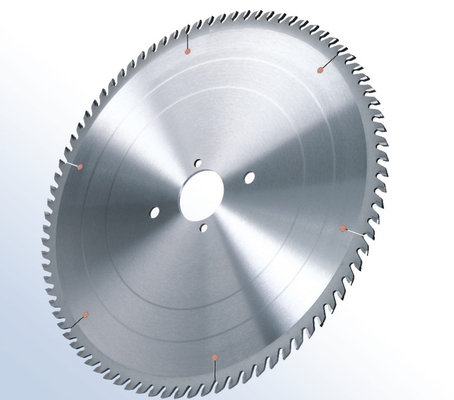 300mm de Langdurige TCT pijp die van Cirkelzaagbladen 2000rpm snijden